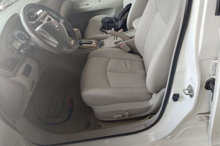 Used Nissan Sylphy 2014 1.6XV CVT Deluxe Edition Left Front Seat