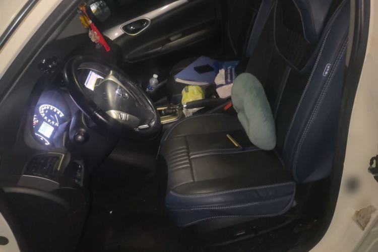 Used Nissan Sylphy 2014 1.6XV CVT Deluxe Edition Left Front Seat