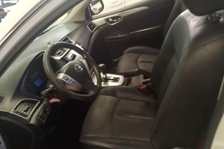 Used Nissan Sylphy 2014 1.6XV CVT Deluxe Edition Left Front Seat