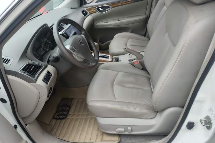 Used Nissan Sylphy 2014 1.6XV CVT Deluxe Edition Left Front Seat