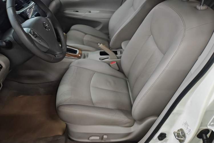 Used Nissan Sylphy 2014 1.6XV CVT Deluxe Edition Left Front Seat
