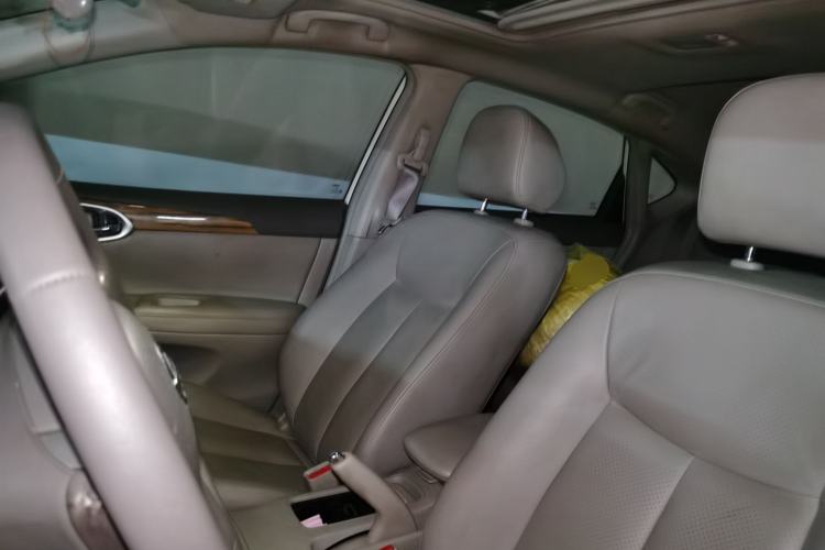 Used Nissan Sylphy 2014 1.6XV CVT Deluxe Edition Left Front Seat