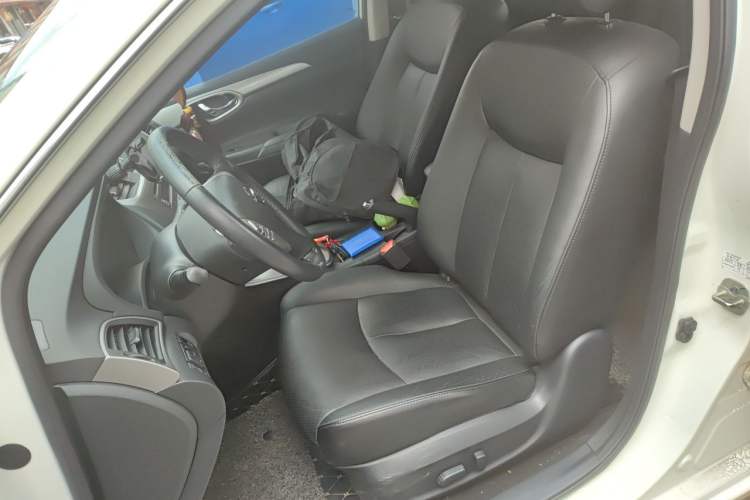 Used Nissan Sylphy 2014 1.6XV CVT Deluxe Edition Left Front Seat