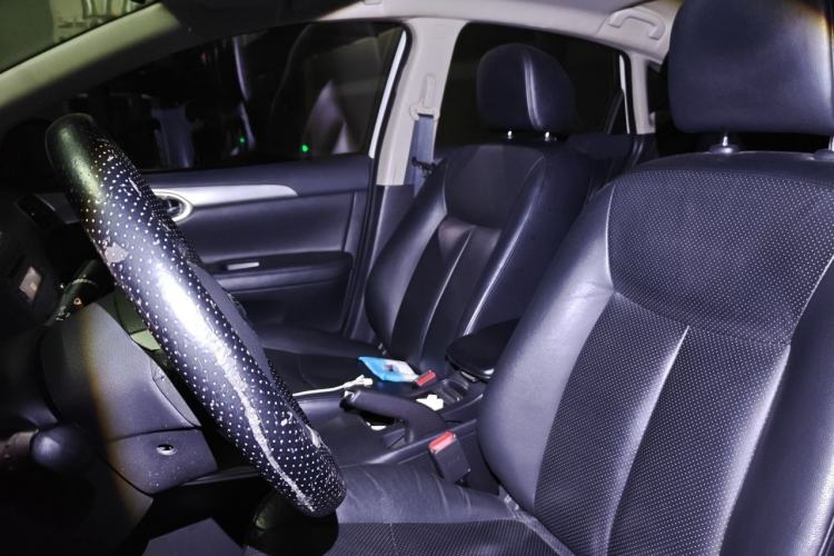 Used Nissan Sylphy 2014 1.6XV CVT Deluxe Edition Left Front Seat