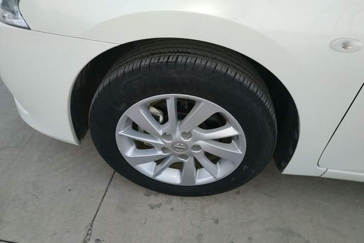 Used Nissan Sylphy 2014 1.6XV CVT Deluxe Edition Left Front Wheel Hub