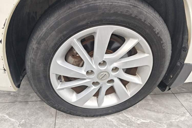 Used Nissan Sylphy 2014 1.6XV CVT Deluxe Edition Left Front Wheel Hub