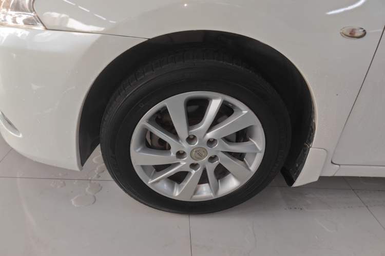 Used Nissan Sylphy 2014 1.6XV CVT Deluxe Edition Left Front Wheel Hub