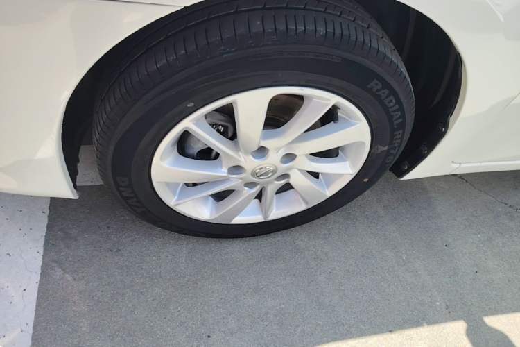 Used Nissan Sylphy 2014 1.6XV CVT Deluxe Edition Left Front Wheel Hub