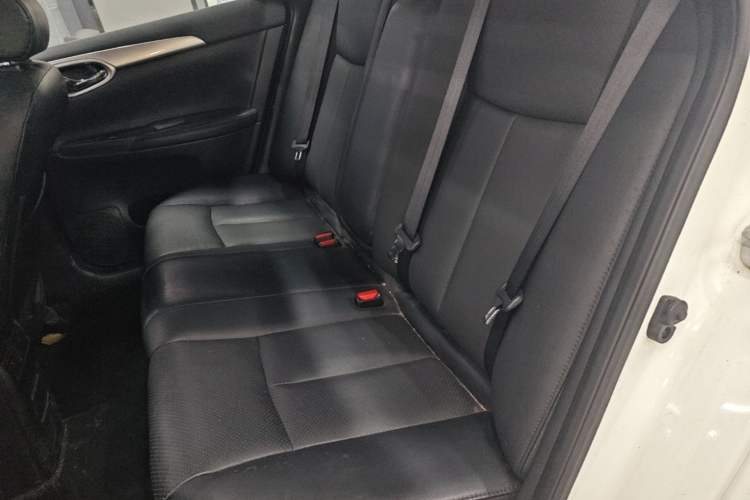 Used Nissan Sylphy 2014 1.6XV CVT Deluxe Edition Left Rear Seat