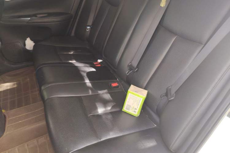 Used Nissan Sylphy 2014 1.6XV CVT Deluxe Edition Left Rear Seat