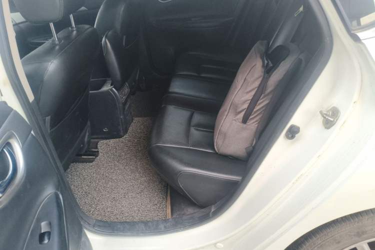 Used Nissan Sylphy 2014 1.6XV CVT Deluxe Edition Left Rear Seat