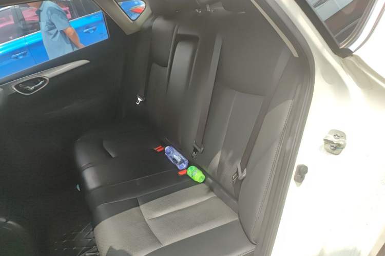 Used Nissan Sylphy 2014 1.6XV CVT Deluxe Edition Left Rear Seat