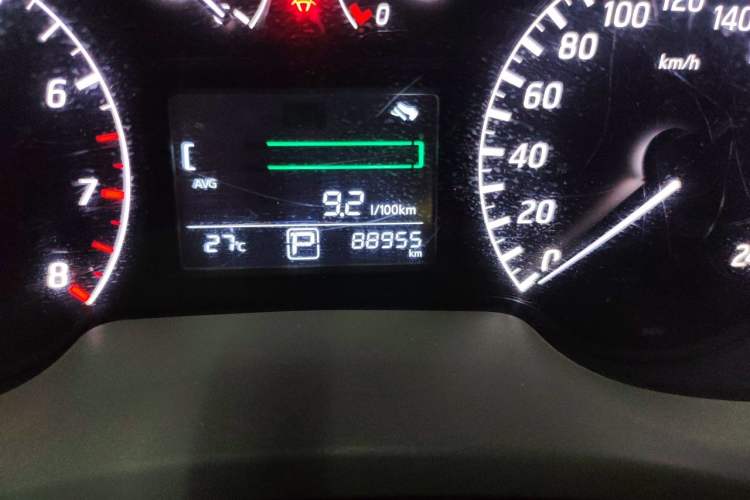 Used Nissan Sylphy 2014 1.6XV CVT Deluxe Edition Odometer Close Up