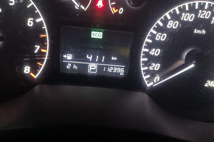Used Nissan Sylphy 2014 1.6XV CVT Deluxe Edition Odometer Close Up