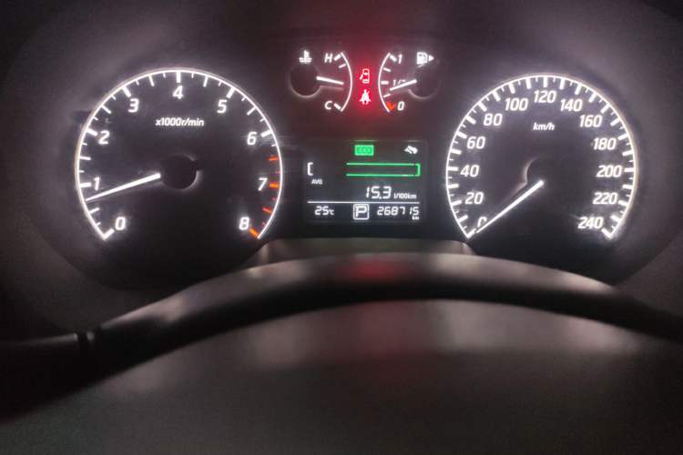 Used Nissan Sylphy 2014 1.6XV CVT Deluxe Edition Odometer Close Up