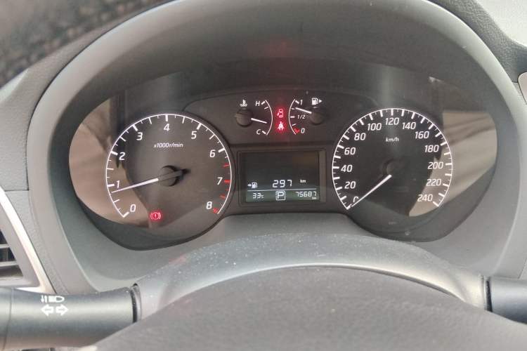 Used Nissan Sylphy 2014 1.6XV CVT Deluxe Edition Odometer Close Up