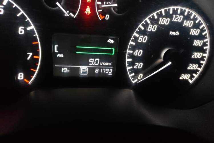 Used Nissan Sylphy 2014 1.6XV CVT Deluxe Edition Odometer Close Up