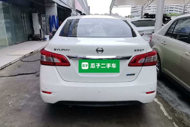 Used Nissan Sylphy 2014 1.6XV CVT Deluxe Edition Rear