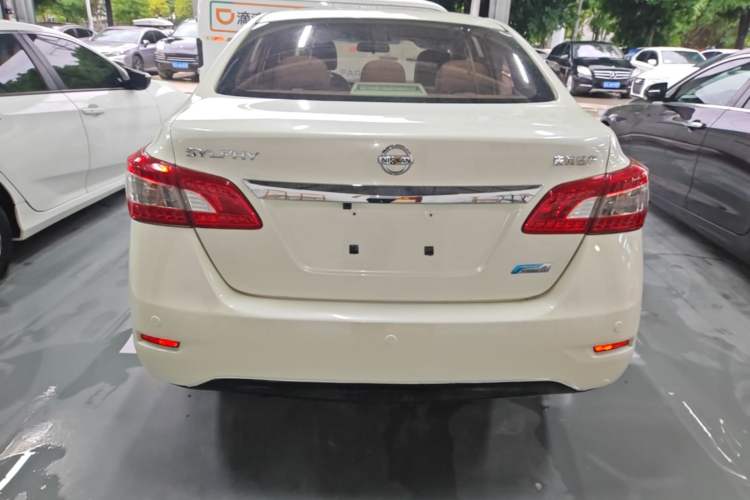 Used Nissan Sylphy 2014 1.6XV CVT Deluxe Edition Rear