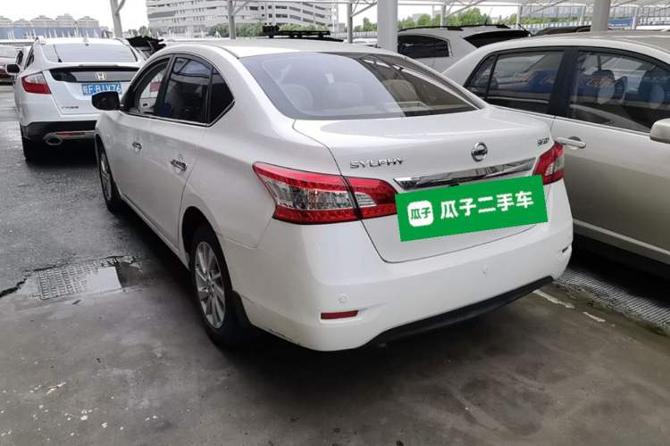 Used Nissan Sylphy 2014 1.6XV CVT Deluxe Edition Rear Left 45 Deg