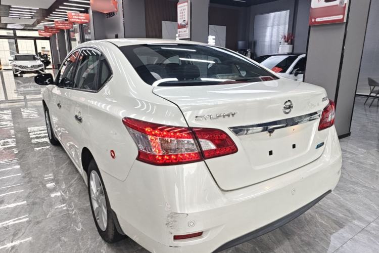 Used Nissan Sylphy 2014 1.6XV CVT Deluxe Edition Rear Left 45 Deg