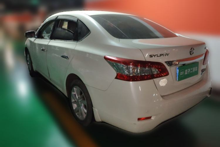 Used Nissan Sylphy 2014 1.6XV CVT Deluxe Edition Rear Left 45 Deg