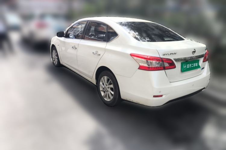 Used Nissan Sylphy 2014 1.6XV CVT Deluxe Edition Rear Left 45 Deg