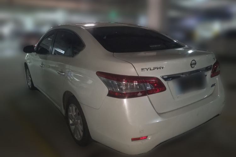 Used Nissan Sylphy 2014 1.6XV CVT Deluxe Edition Rear Left 45 Deg