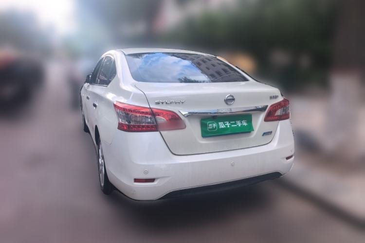 Used Nissan Sylphy 2014 1.6XV CVT Deluxe Edition Rear Left 45 Deg