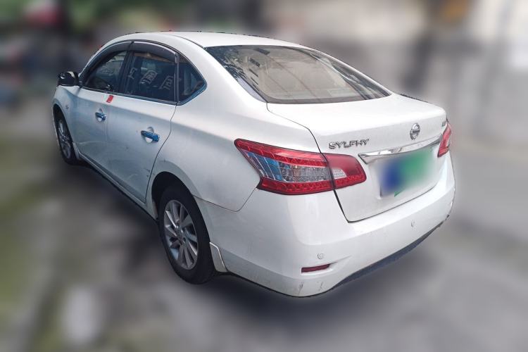 Used Nissan Sylphy 2014 1.6XV CVT Deluxe Edition Rear Left 45 Deg