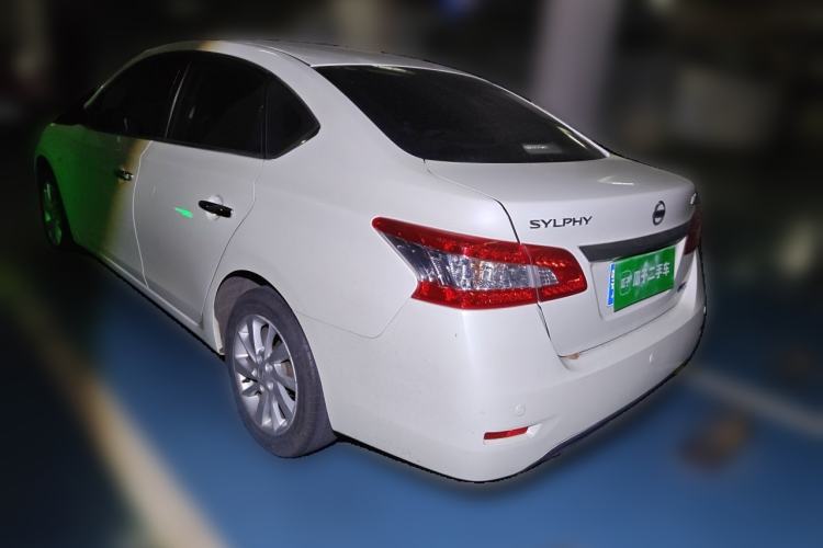 Used Nissan Sylphy 2014 1.6XV CVT Deluxe Edition Rear Left 45 Deg