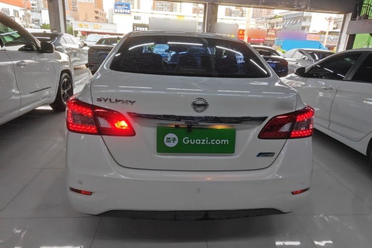 Used Nissan Sylphy 2014 1.6XV CVT Deluxe Edition Rear