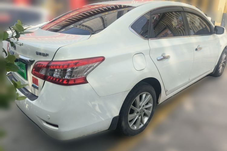 Used Nissan Sylphy 2014 1.6XV CVT Deluxe Edition Rear Right 45 Deg