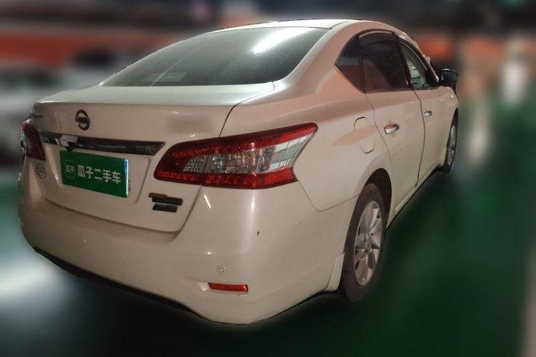 Used Nissan Sylphy 2014 1.6XV CVT Deluxe Edition Rear Right 45 Deg