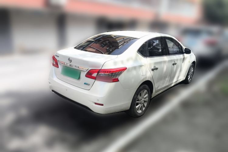 Used Nissan Sylphy 2014 1.6XV CVT Deluxe Edition Rear Right 45 Deg