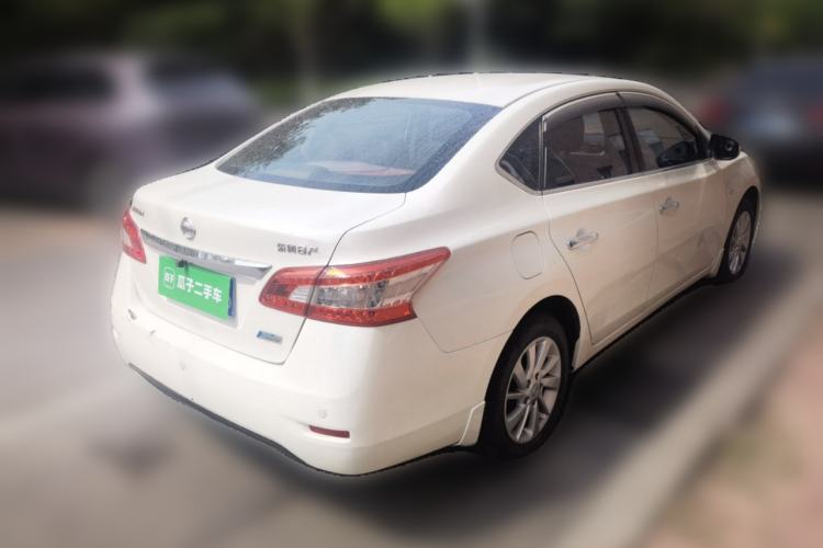 Used Nissan Sylphy 2014 1.6XV CVT Deluxe Edition Rear Right 45 Deg