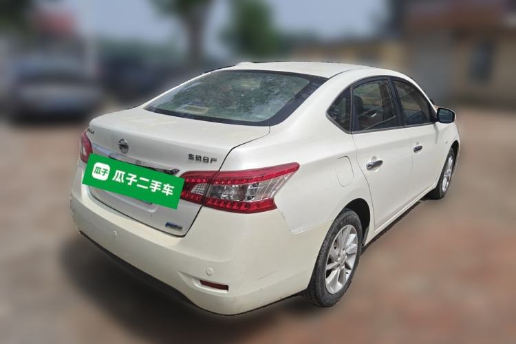 Used Nissan Sylphy 2014 1.6XV CVT Deluxe Edition Rear Right 45 Deg