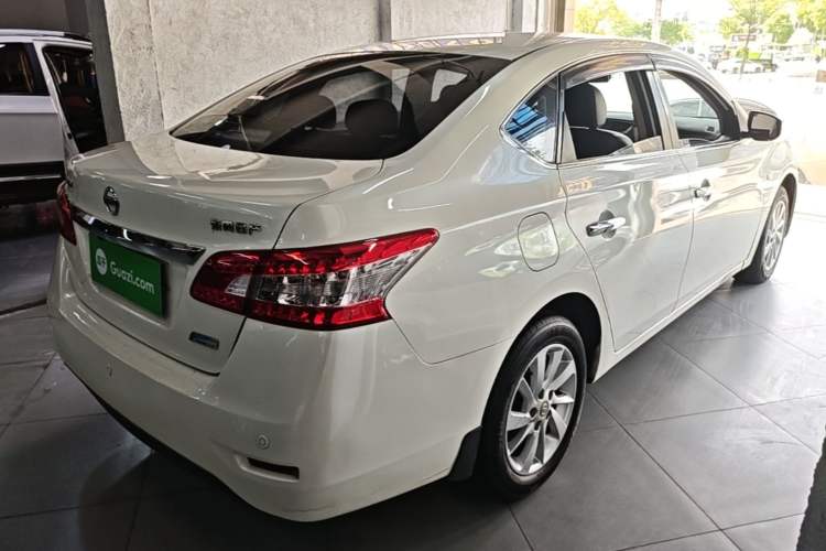 Used Nissan Sylphy 2014 1.6XV CVT Deluxe Edition Rear Right 45 Deg