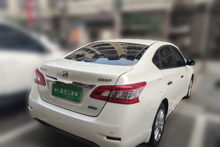 Used Nissan Sylphy 2014 1.6XV CVT Deluxe Edition Rear Right 45 Deg