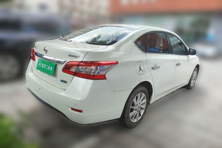 Used Nissan Sylphy 2014 1.6XV CVT Deluxe Edition Rear Right 45 Deg