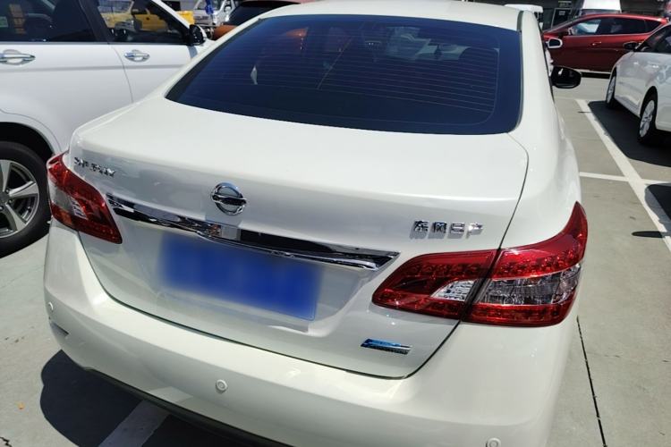 Used Nissan Sylphy 2014 1.6XV CVT Deluxe Edition Rear