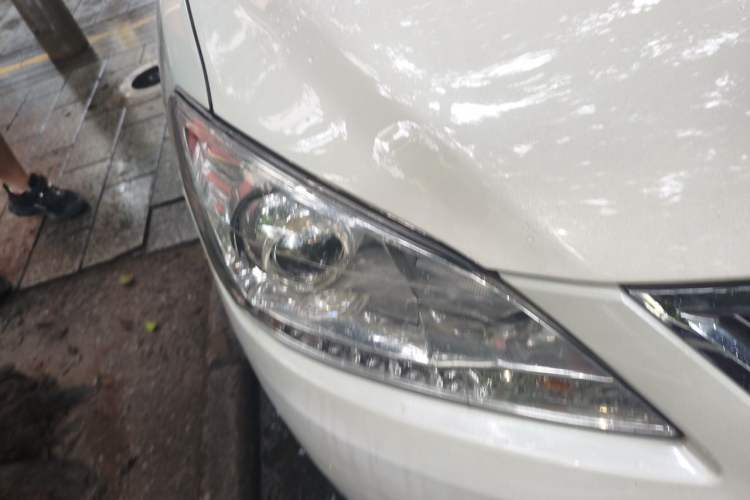 Used Nissan Sylphy 2014 1.6XV CVT Deluxe Edition Right Front Headlight