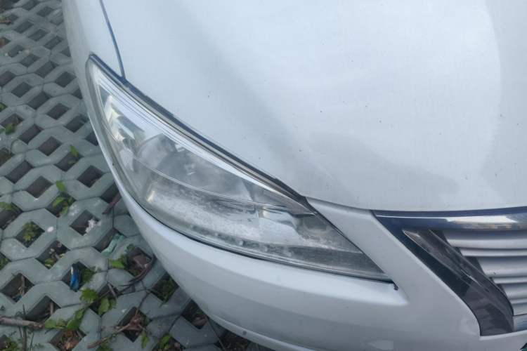 Used Nissan Sylphy 2014 1.6XV CVT Deluxe Edition Right Front Headlight