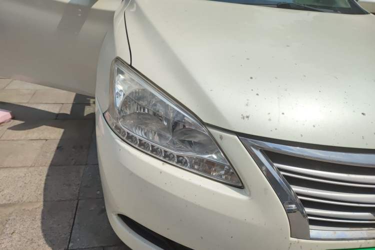 Used Nissan Sylphy 2014 1.6XV CVT Deluxe Edition Right Front Headlight