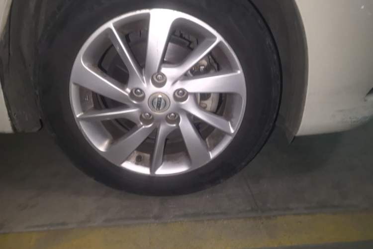Used Nissan Sylphy 2014 1.6XV CVT Deluxe Edition Right Front Wheel Hub