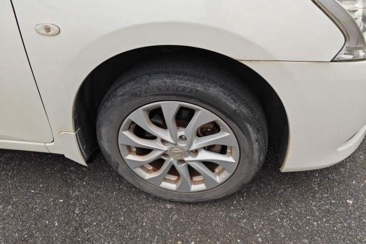 Used Nissan Sylphy 2014 1.6XV CVT Deluxe Edition Right Front Wheel Hub