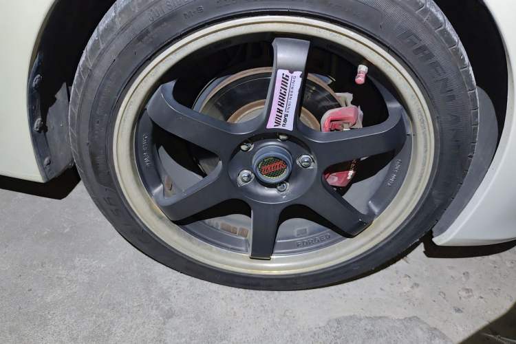 Used Nissan Sylphy 2014 1.6XV CVT Deluxe Edition Right Front Wheel Hub