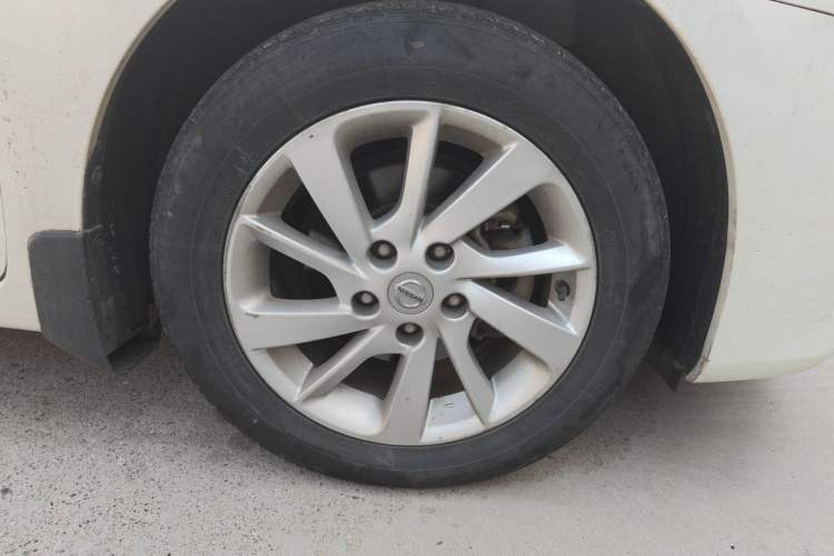 Used Nissan Sylphy 2014 1.6XV CVT Deluxe Edition Right Front Wheel Hub