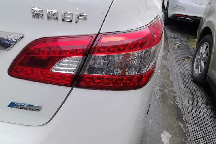 Used Nissan Sylphy 2014 1.6XV CVT Deluxe Edition Right Rear Taillight