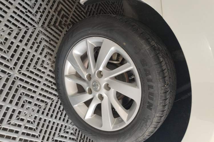 Used Nissan Sylphy 2014 1.6XV CVT Deluxe Edition Right Rear Wheel Hub